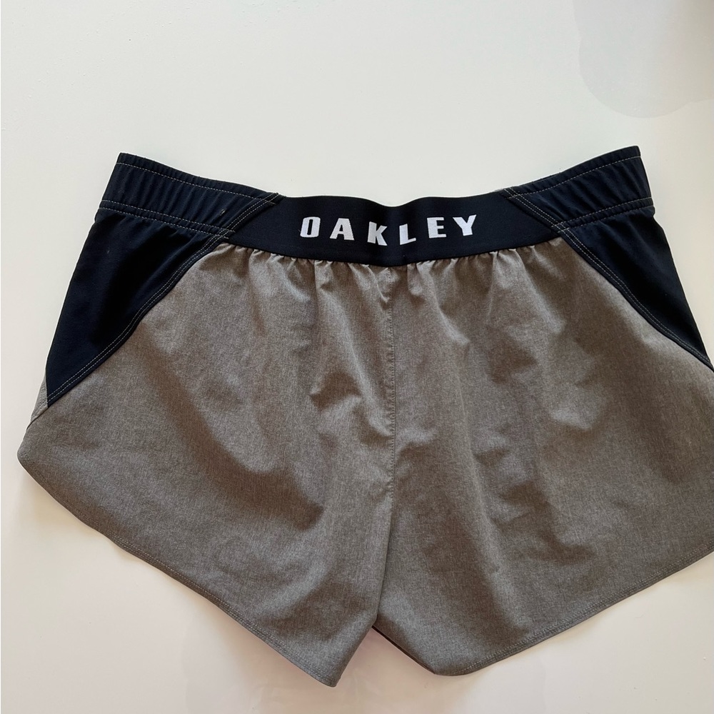 Oakley women shot